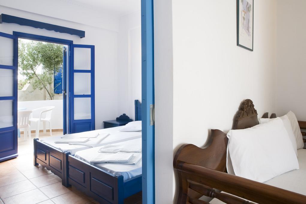 Aeri Apartment Perissa  Bagian luar foto