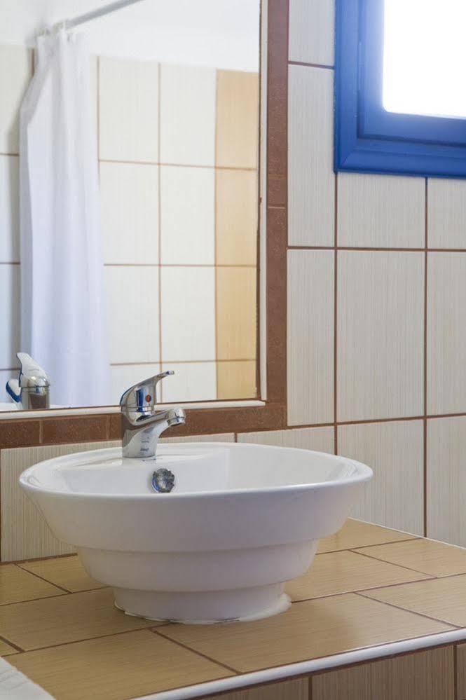 Aeri Apartment Perissa  Bagian luar foto