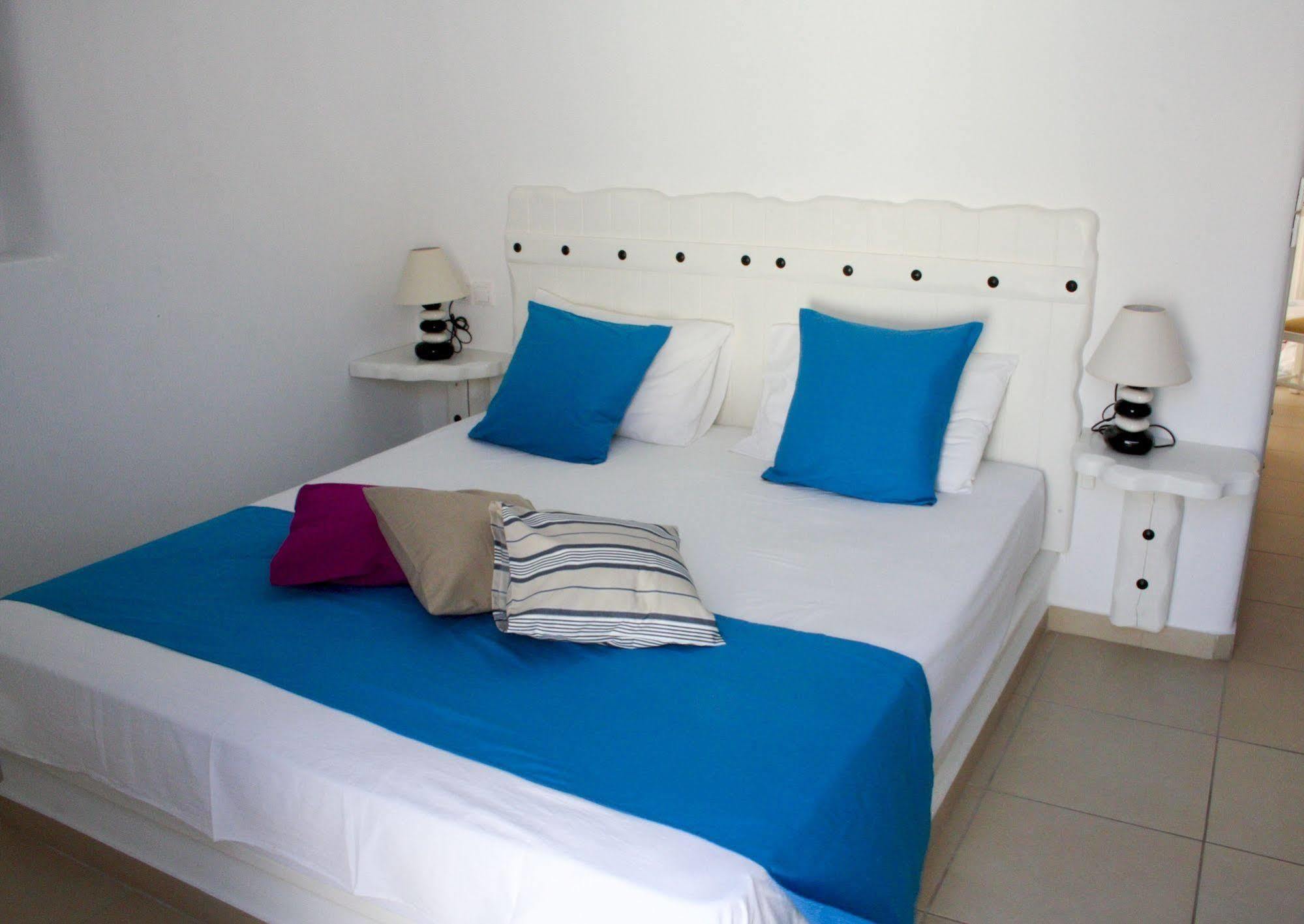 Aeri Apartment Perissa  Bagian luar foto